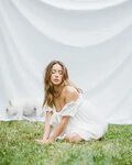 Picture of Chloe Bennet